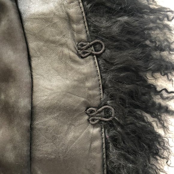 Royal Underground Size XS Leather and Fur Vest - Picture 12 of 16